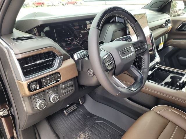2026 GMC Yukon XL Denali Ultimate - Photo 19