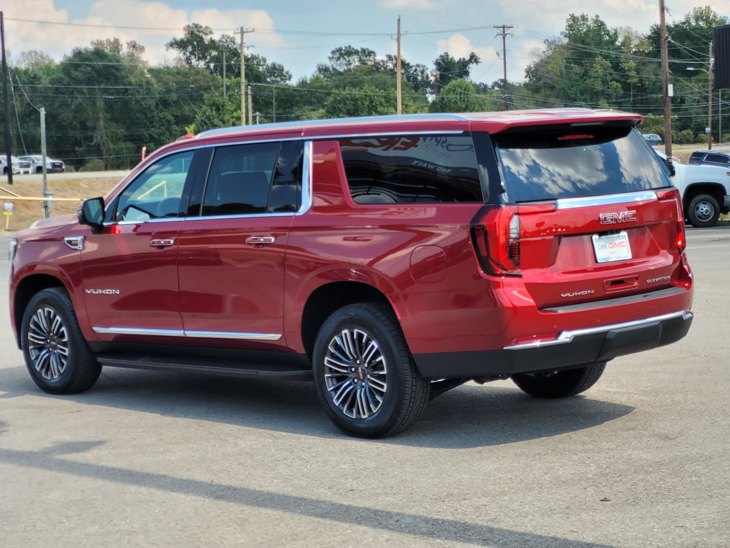 2026 GMC Yukon XL Elevation - Photo 6