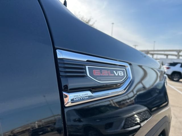 2026 GMC Sierra 1500 SLT - Photo 15