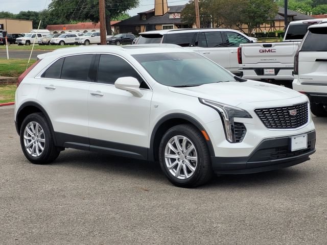 2023 Cadillac XT4 Luxury's photo