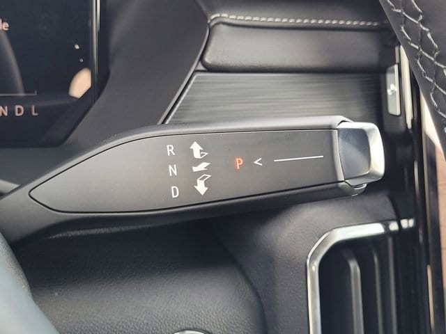 2026 GMC Acadia Elevation - Photo 17