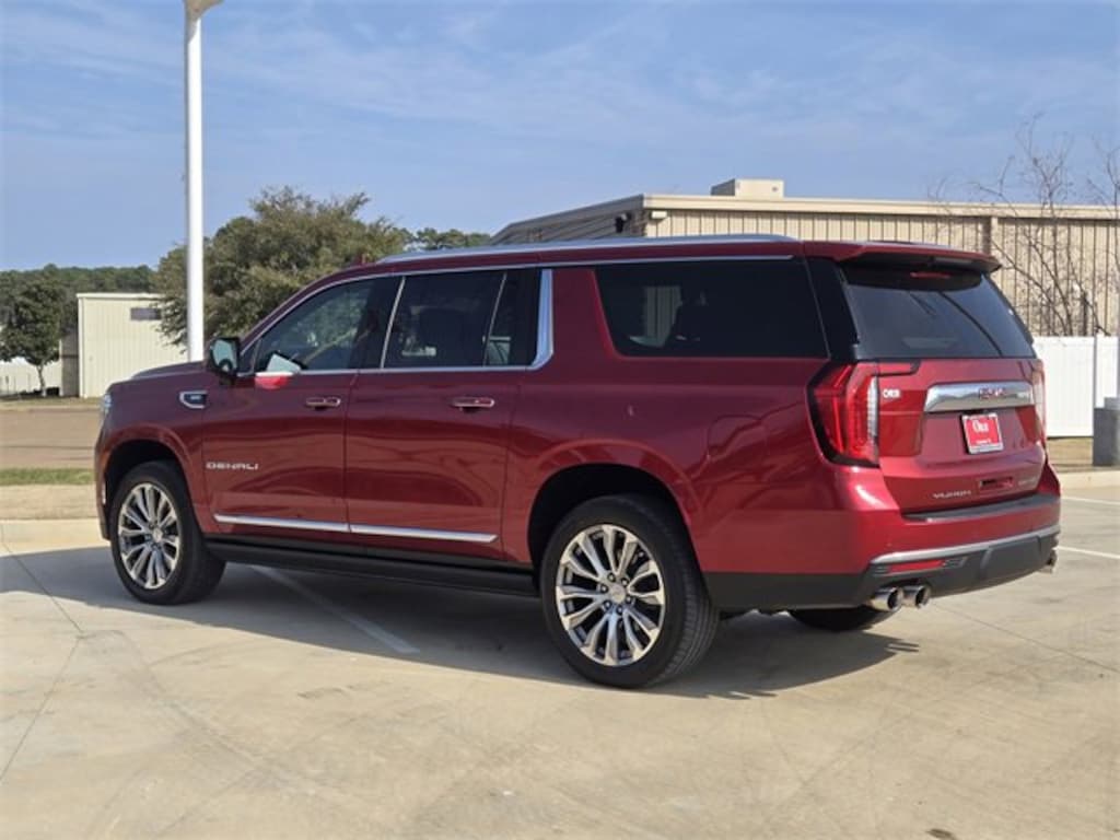 Used 2021 GMC Yukon XL Denali SUV