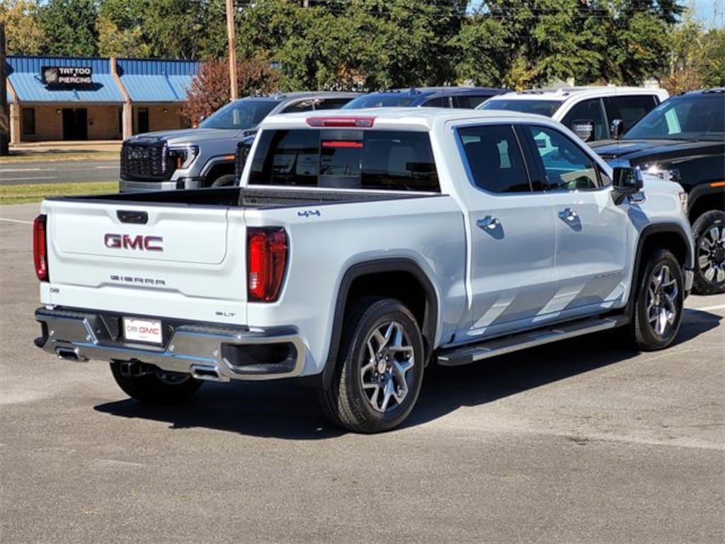New 2026 GMC Sierra 1500 SLT Truck