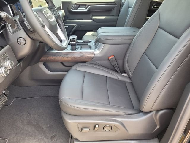 2026 GMC Sierra 1500 SLT - Photo 20