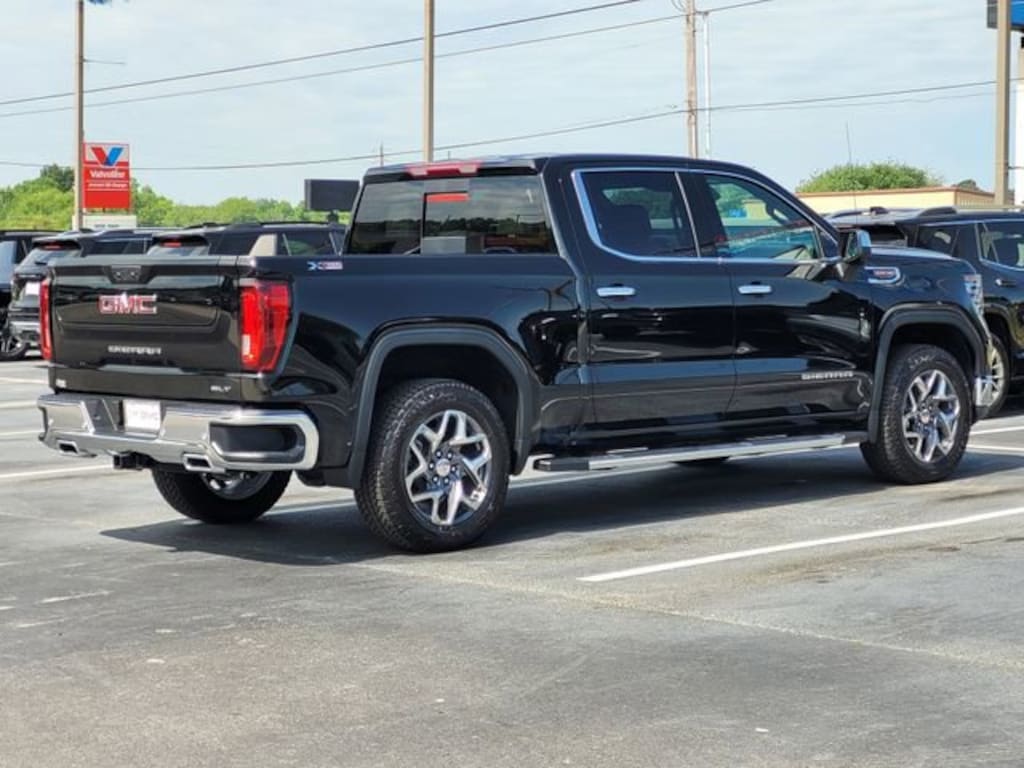 New 2026 GMC Sierra 1500 SLT Truck