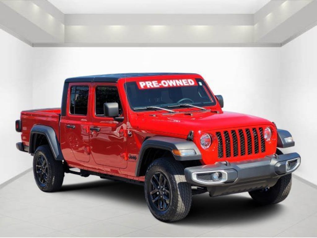 Used 2023 Jeep Gladiator Sport S