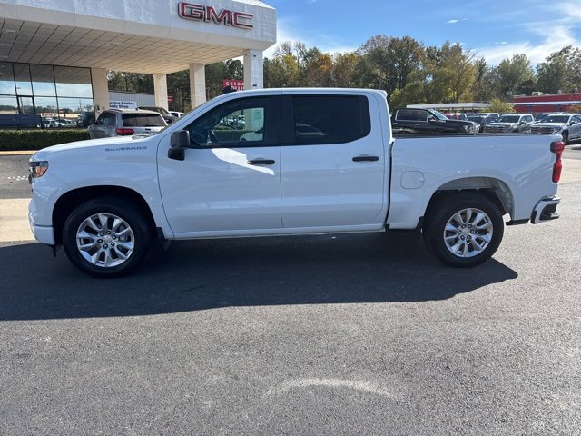 2022 Chevrolet Silverado 1500 Custom photo 3