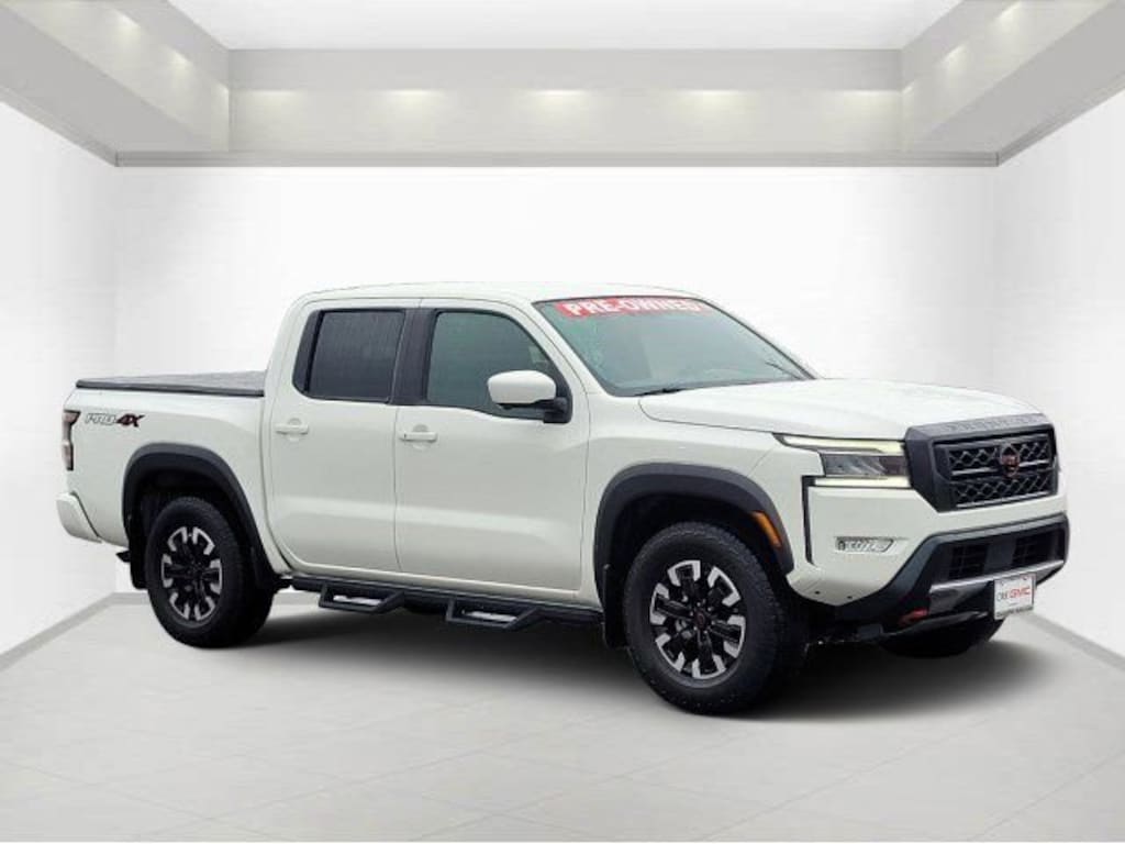 Used 2024 Nissan Frontier PRO-4X