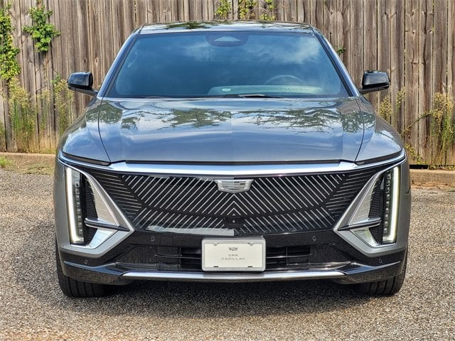 Used 2023 Cadillac LYRIQ Luxury with VIN 1GYKPMRK8PZ002479 for sale in Longview, TX
