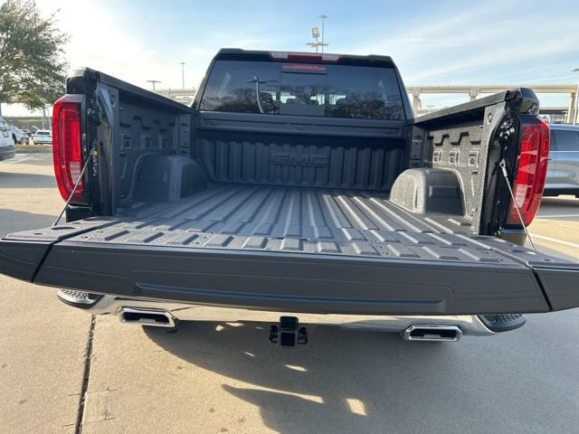 2026 GMC Sierra 1500 SLT - Photo 11