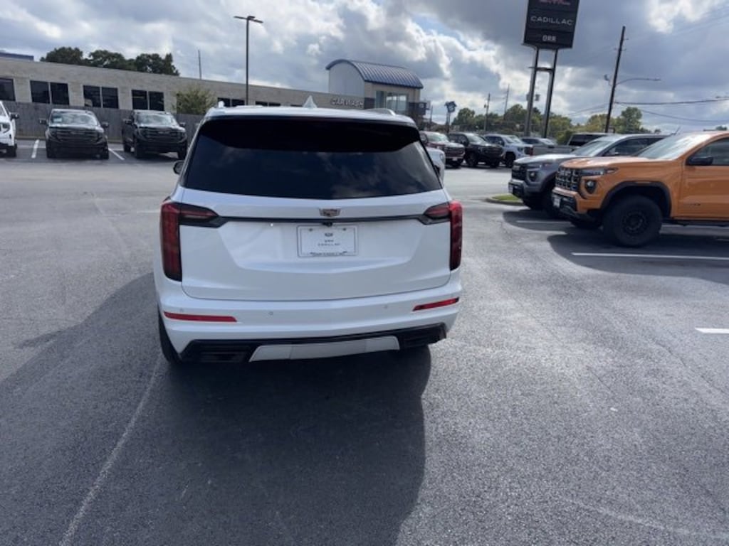 Used 2022 CADILLAC XT6 Premium Luxury SUV