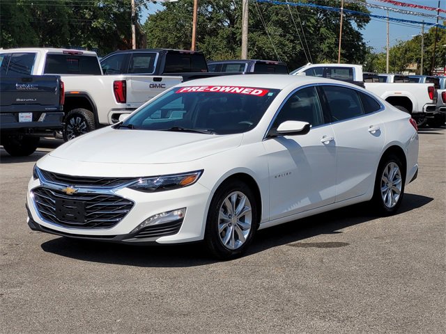 2024 Chevrolet Malibu 1LT photo 2
