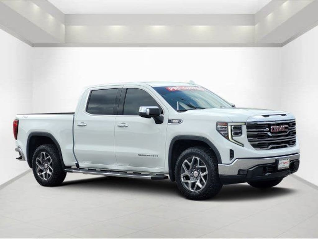 Used 2022 GMC Sierra 1500 SLT Truck