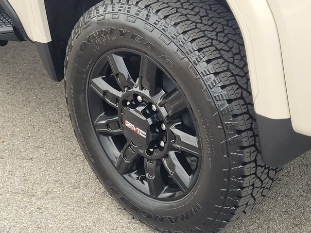 2026 GMC Sierra 2500HD AT4 - Photo 7