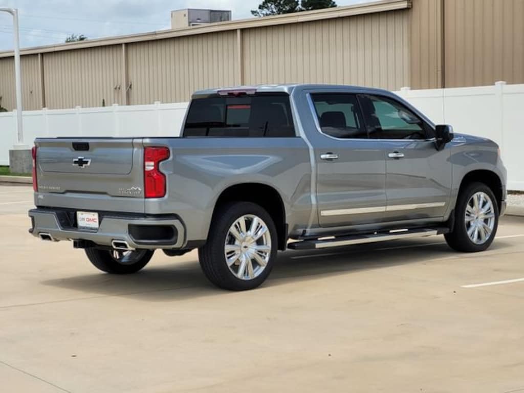 Used 2025 Chevrolet Silverado 1500 High Country Truck