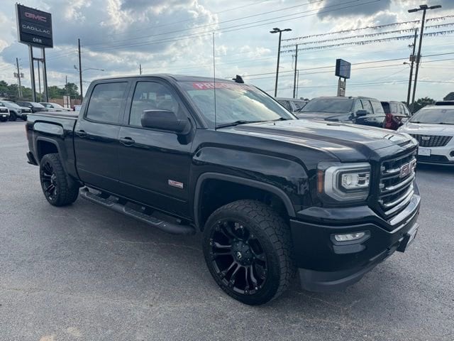 2018 GMC Sierra 4WD Crew Cab Short Box SLT's photo