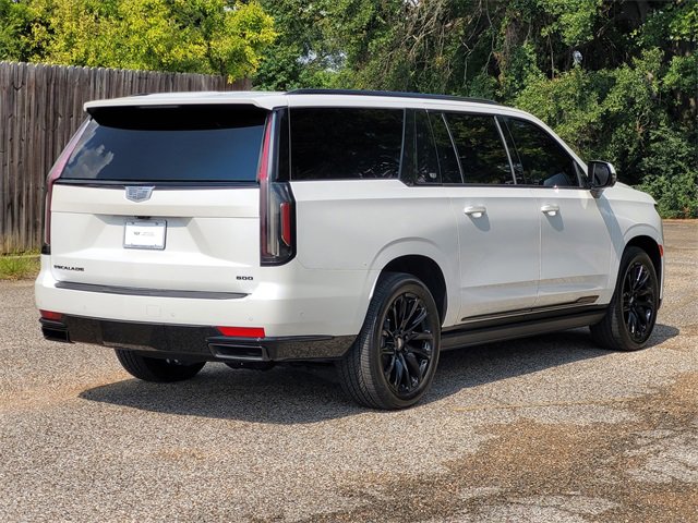 2023 Cadillac Escalade ESV Sport Platinum photo 4