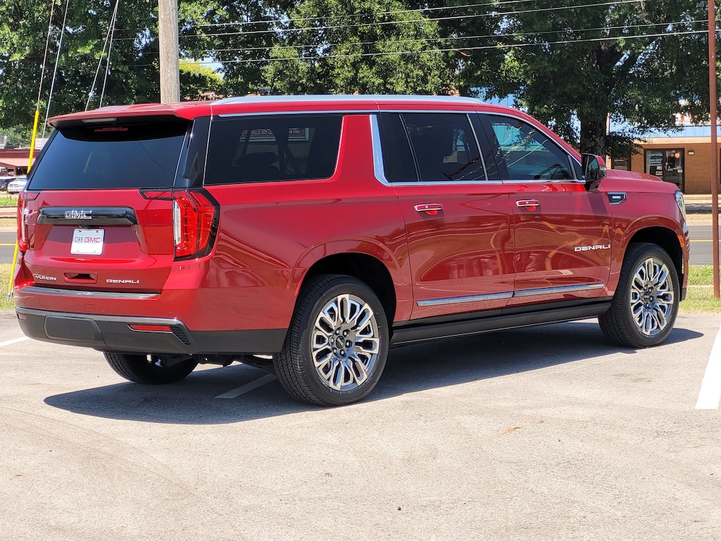 Used 2024 GMC Yukon XL Denali Ultimate SUV