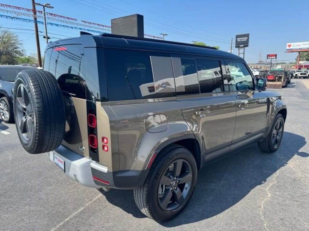 Used 2020 Land Rover Defender SE