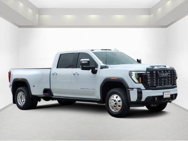 2026 GMC Sierra 4WD Crew Cab LB DRW Denali Ultimate's photo
