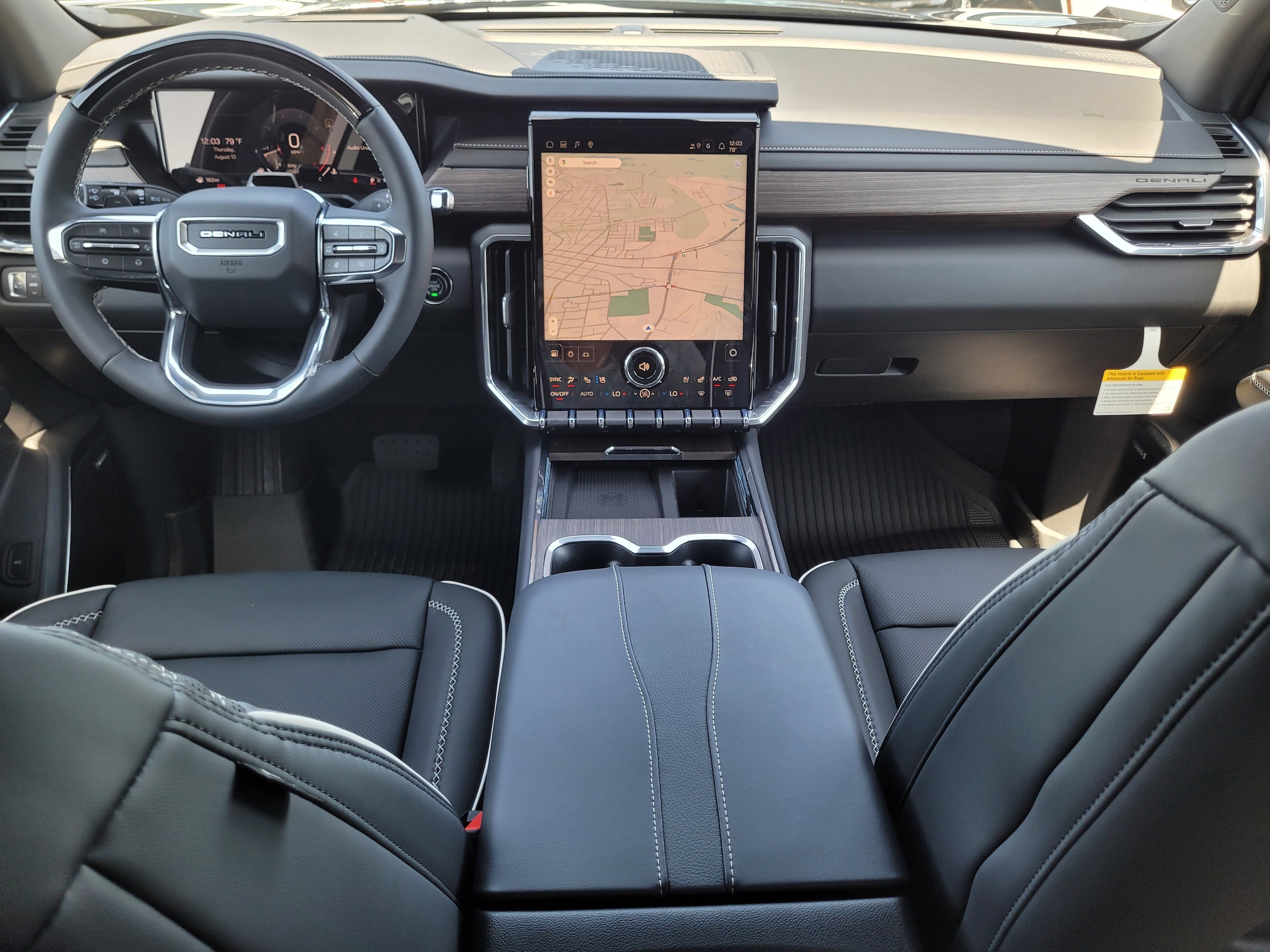2026 GMC Acadia Denali - Photo 12