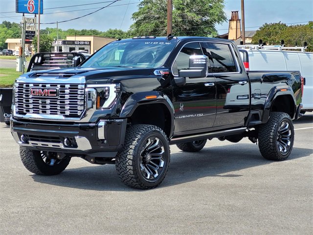 2025 Gmc Sierra 2500 HD Denali photo 3