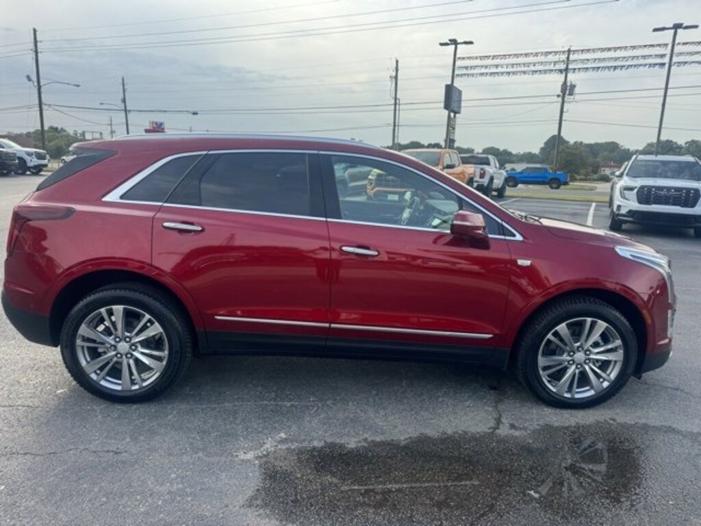 Used 2023 CADILLAC XT5 Premium Luxury SUV