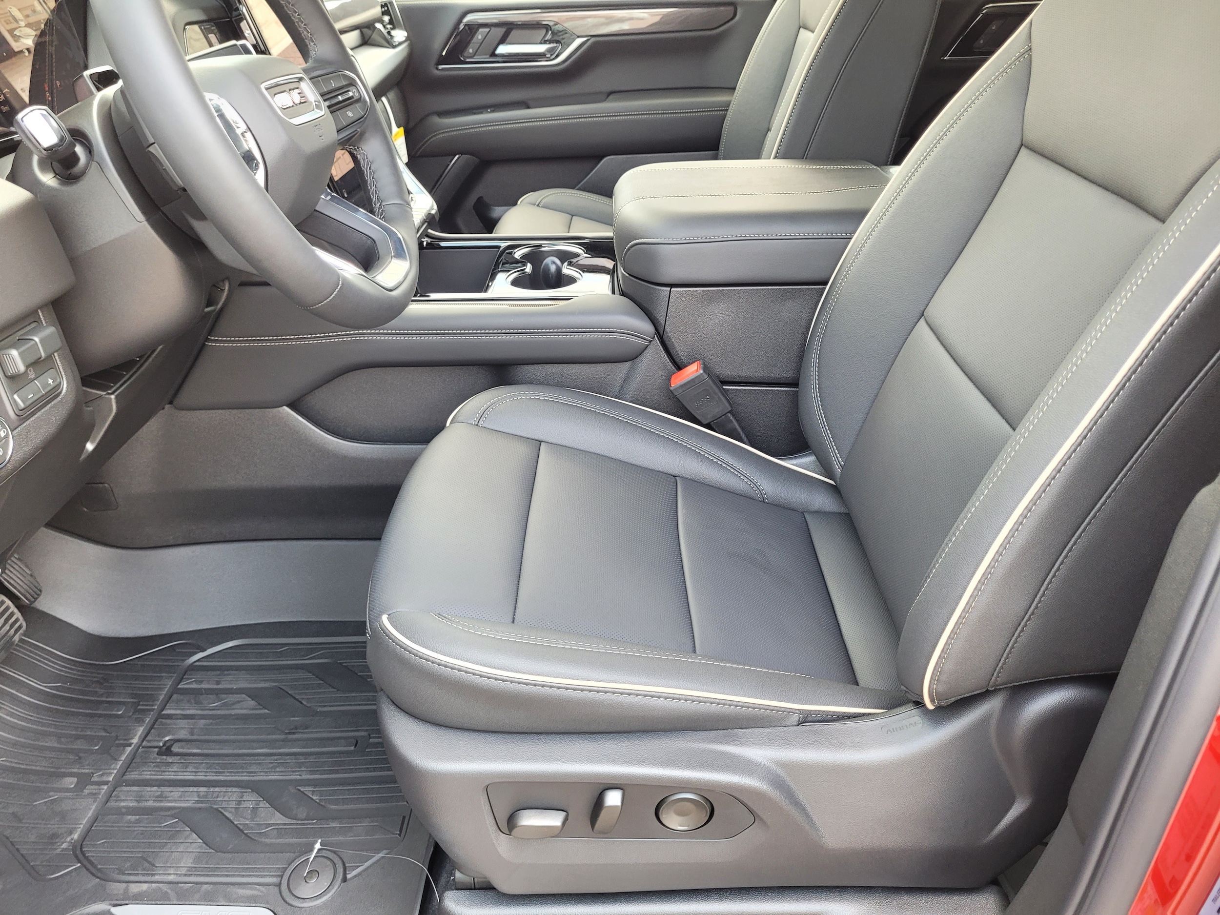 2026 GMC Yukon XL Elevation - Photo 20