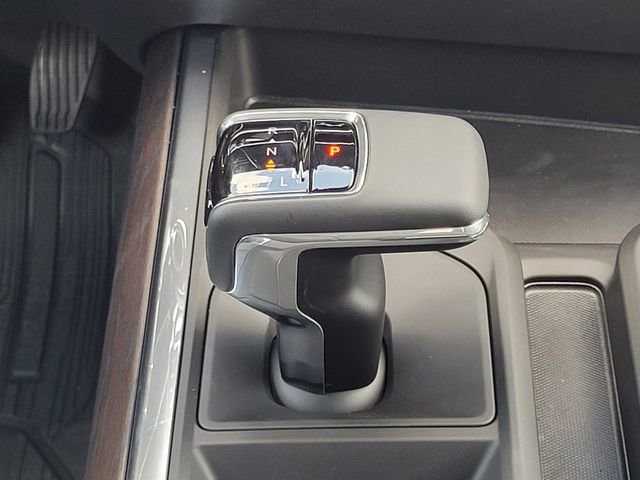 2026 GMC Sierra 1500 SLT - Photo 16