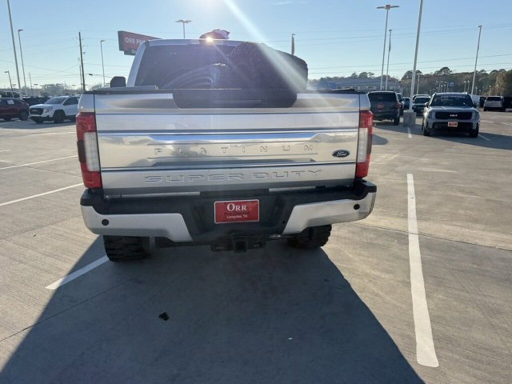 Used 2017 Ford Super Duty F-250 SRW Lariat