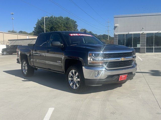 2018 Chevrolet Silverado 1500 LT photo 3