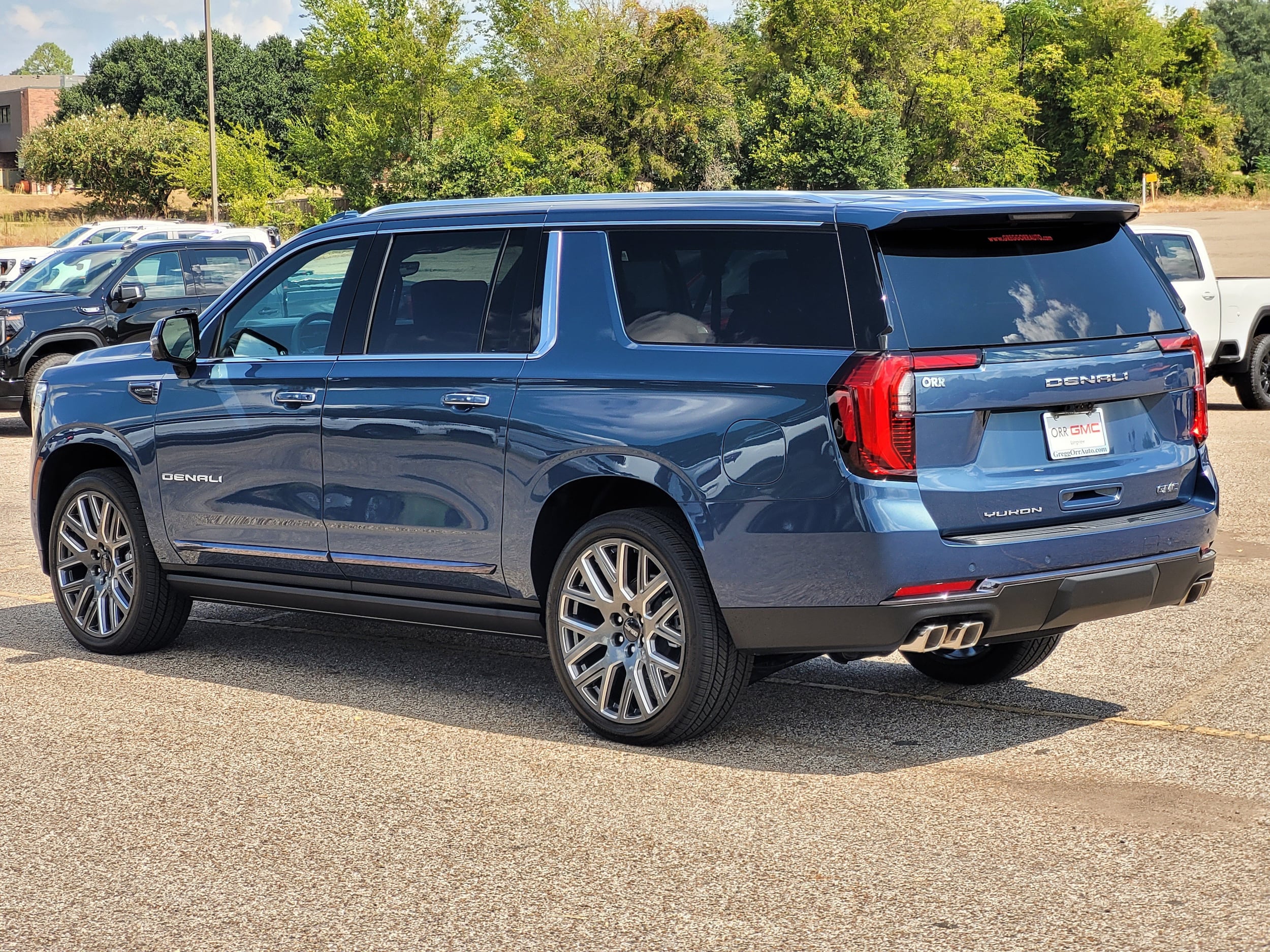 2026 GMC Yukon XL Denali Ultimate - Photo 6