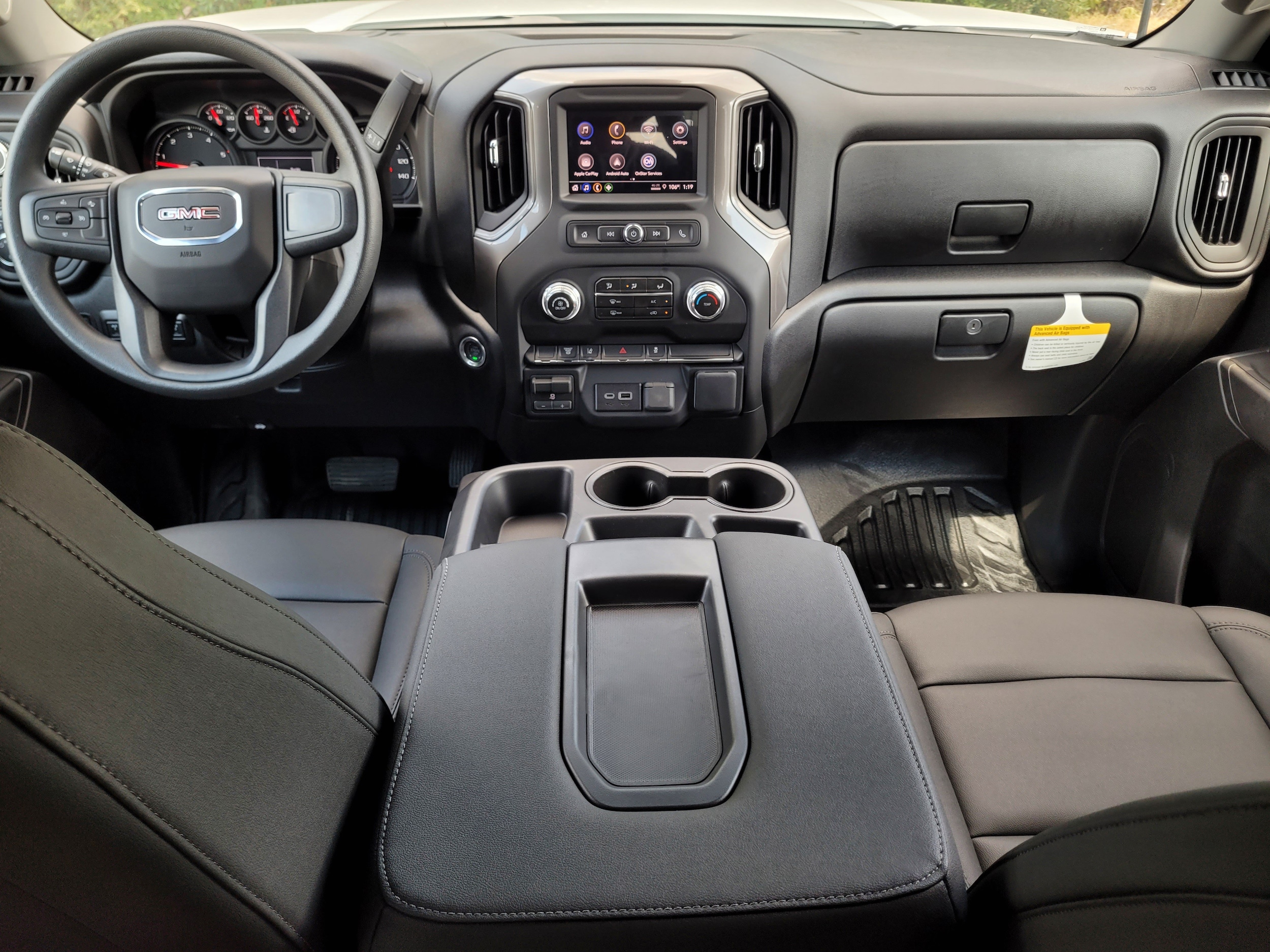 2026 GMC Sierra 3500 Chassis Cab Pro - Photo 13