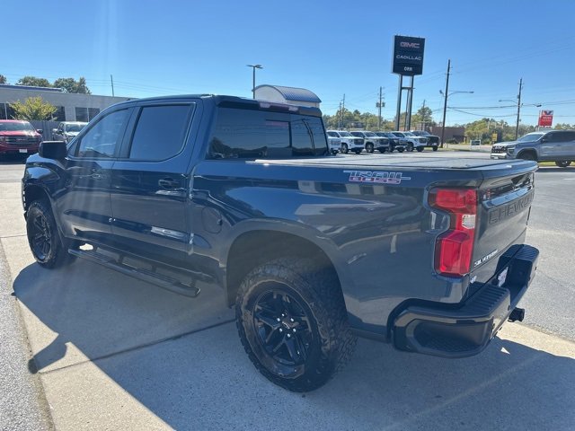 2021 Chevrolet Silverado 1500 LT Trail Boss photo 3