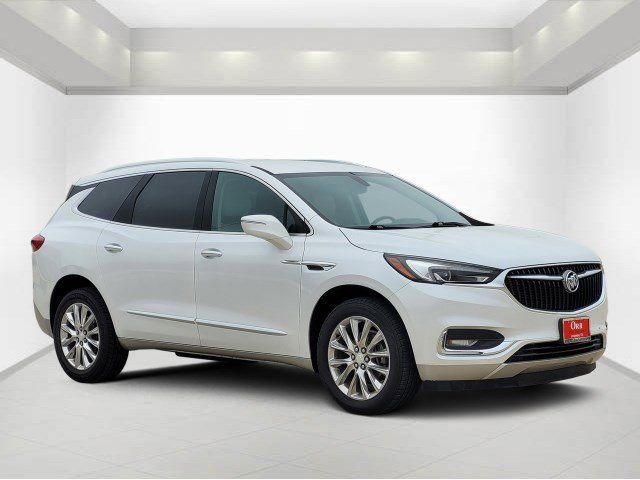 2019 Buick Enclave Essence's photo