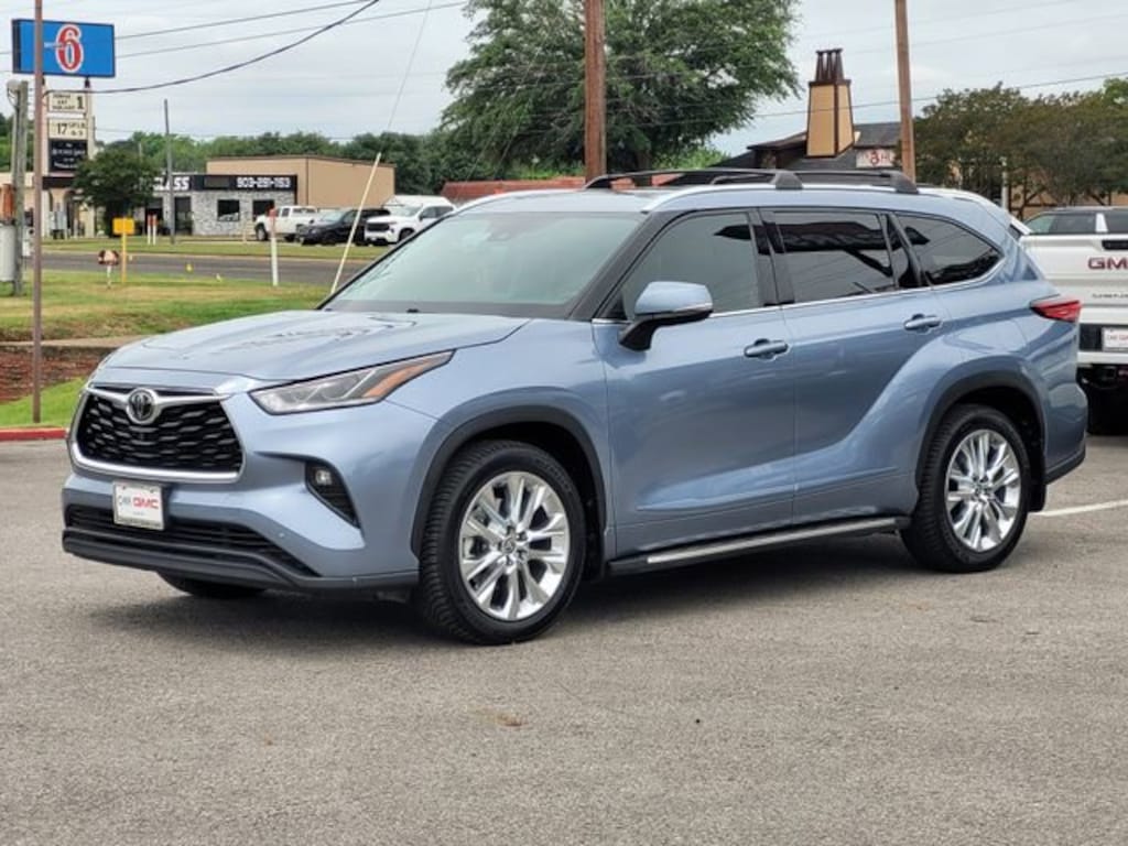 Used 2022 Toyota Highlander Limited