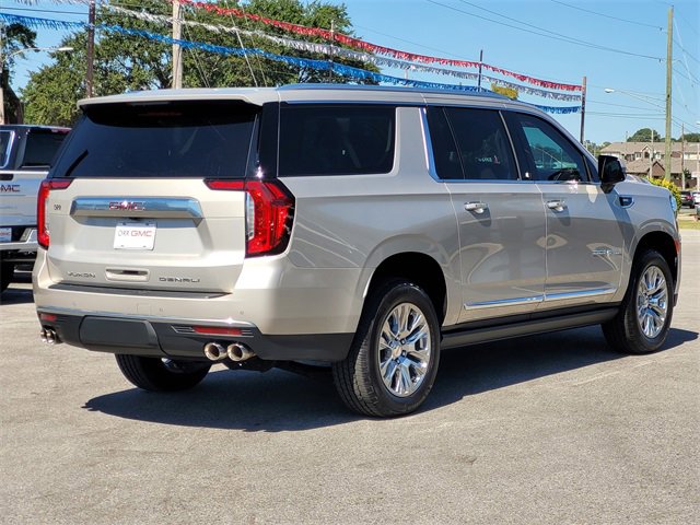 2023 Gmc Yukon XL Denali photo 4