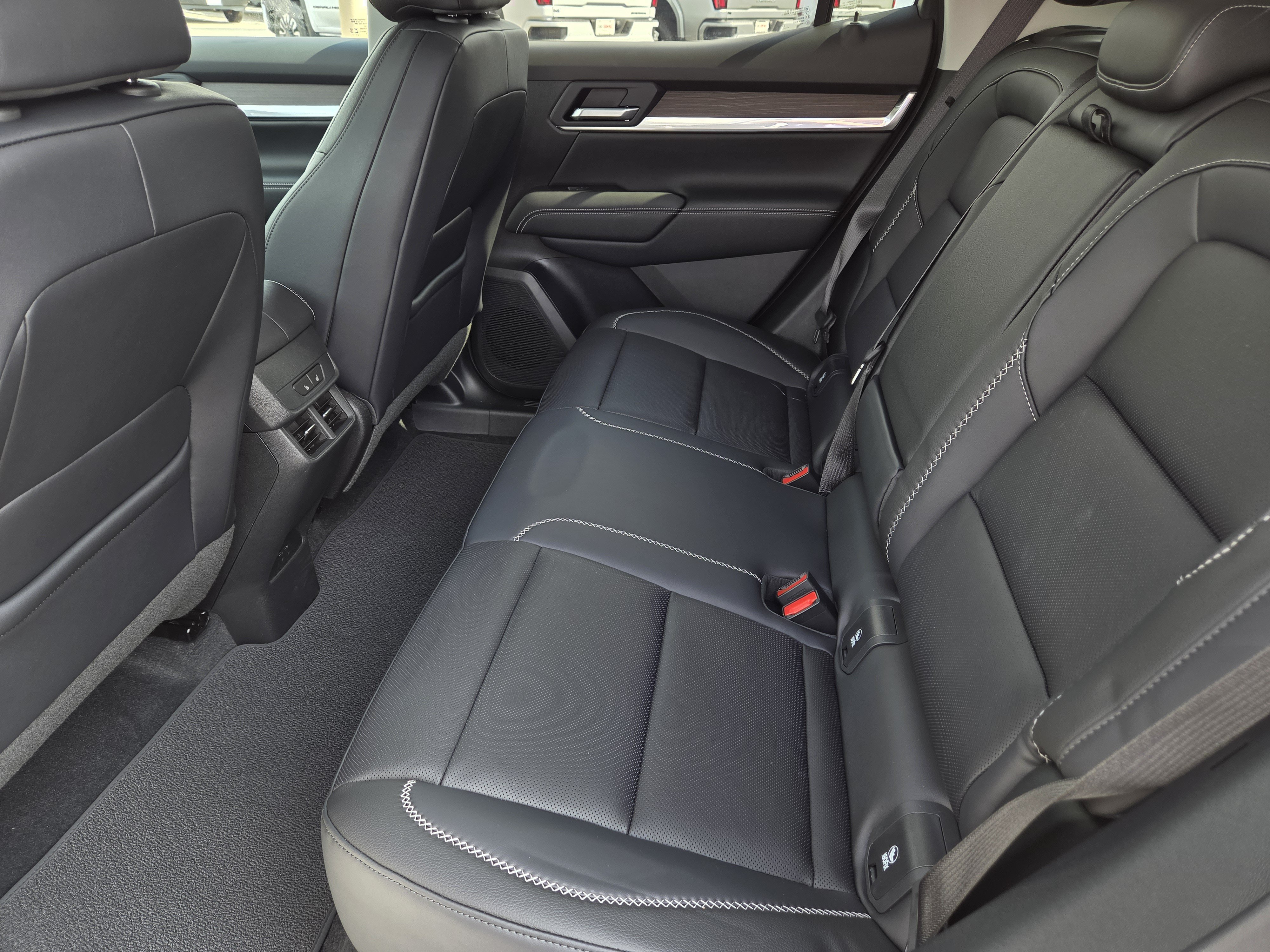 2027 GMC Terrain Denali - Photo 22