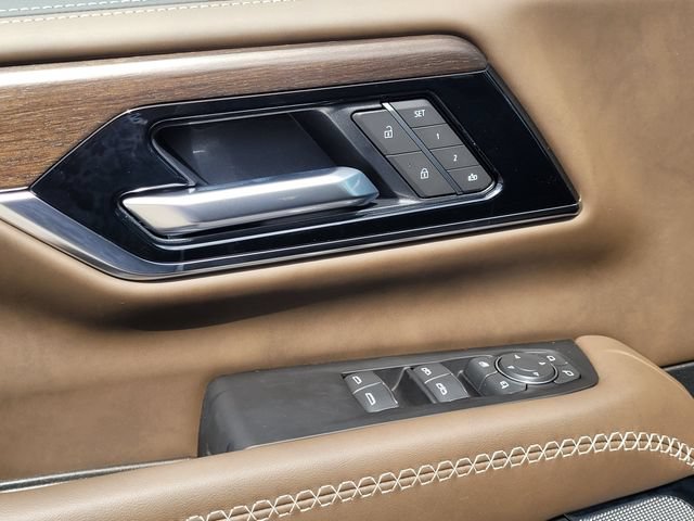 2026 GMC Yukon XL Denali Ultimate - Photo 20