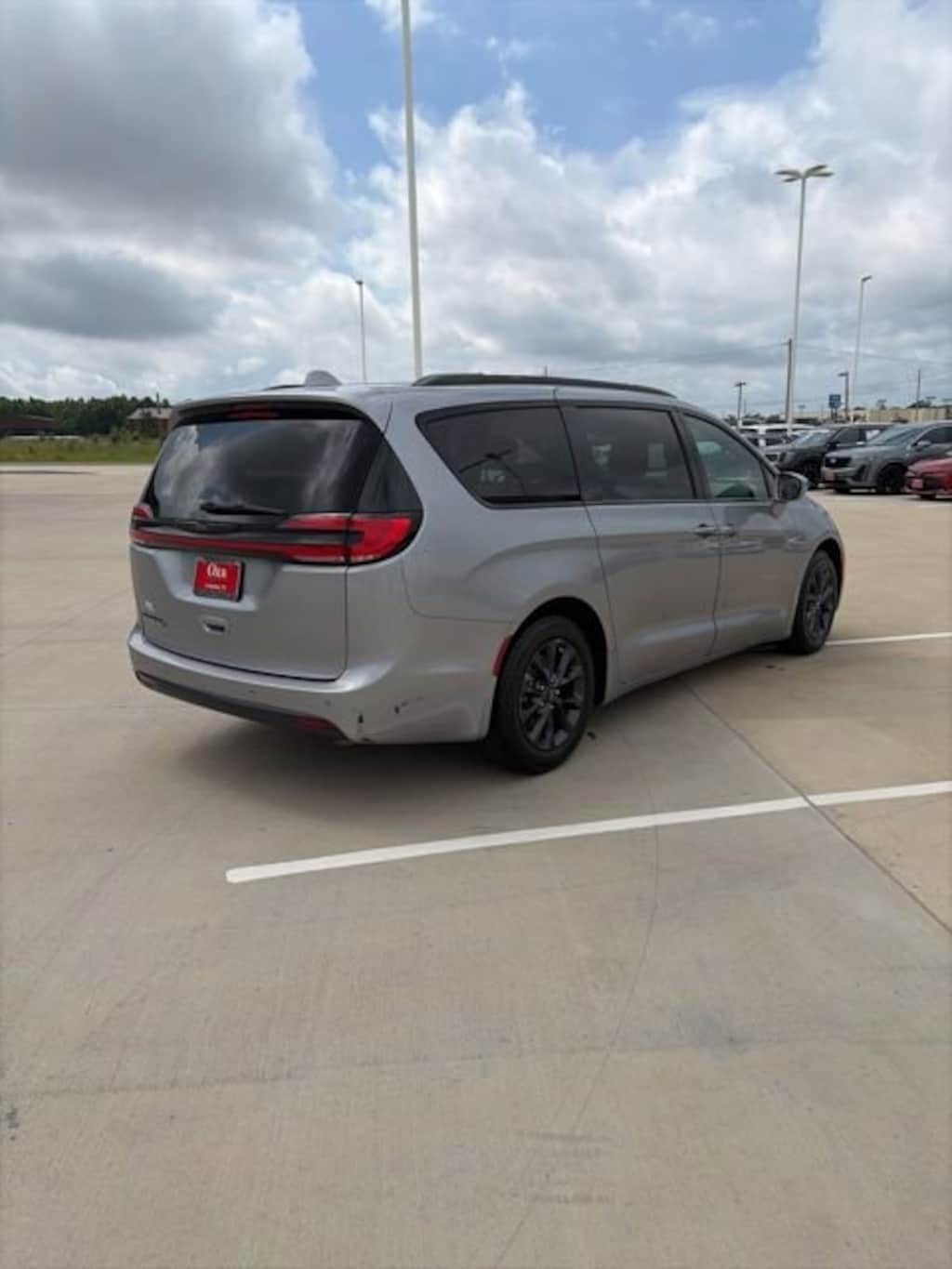 Used 2021 Chrysler Pacifica Touring