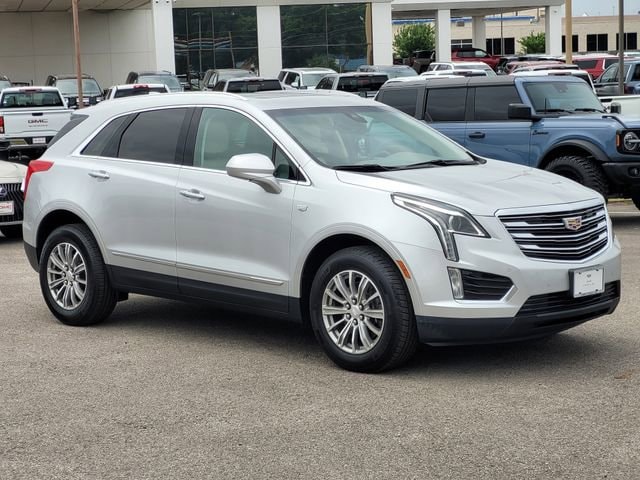 2017 Cadillac XT5 FWD Luxury's photo