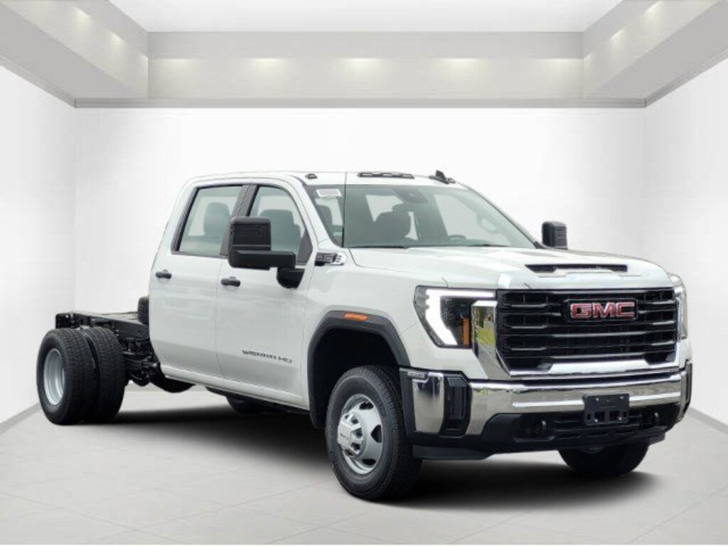 New 2026 GMC Sierra 3500 HD Chassis Cab Pro Truck