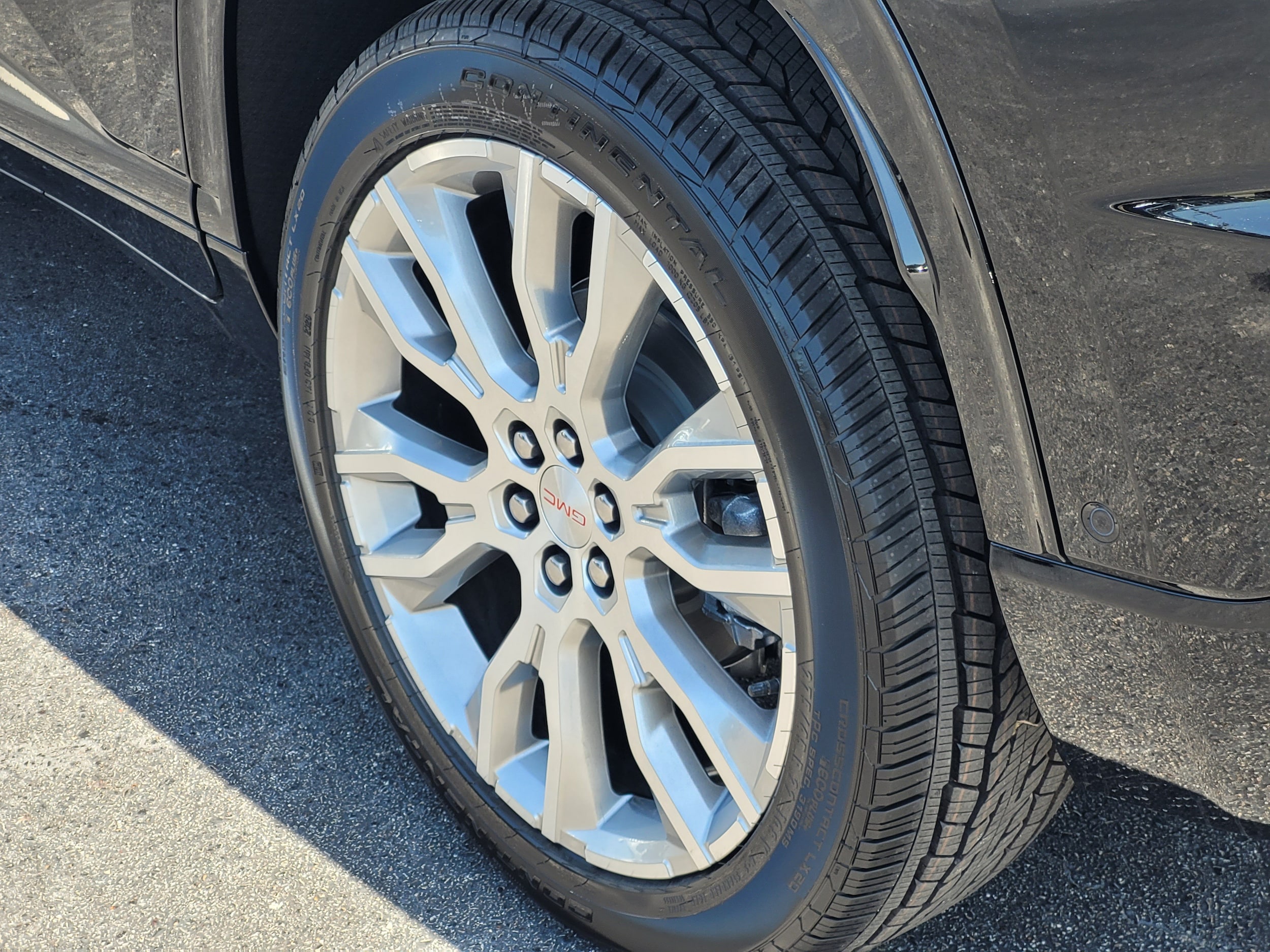 2026 GMC Acadia Denali - Photo 7