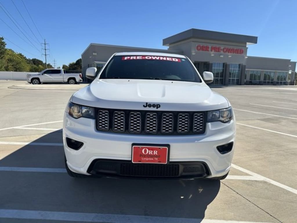 Used 2018 Jeep Grand Cherokee Altitude