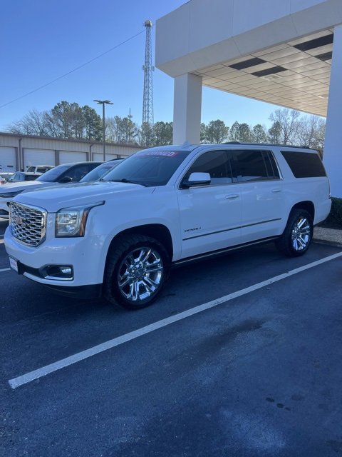 2019 GMC Yukon XL Denali's photo