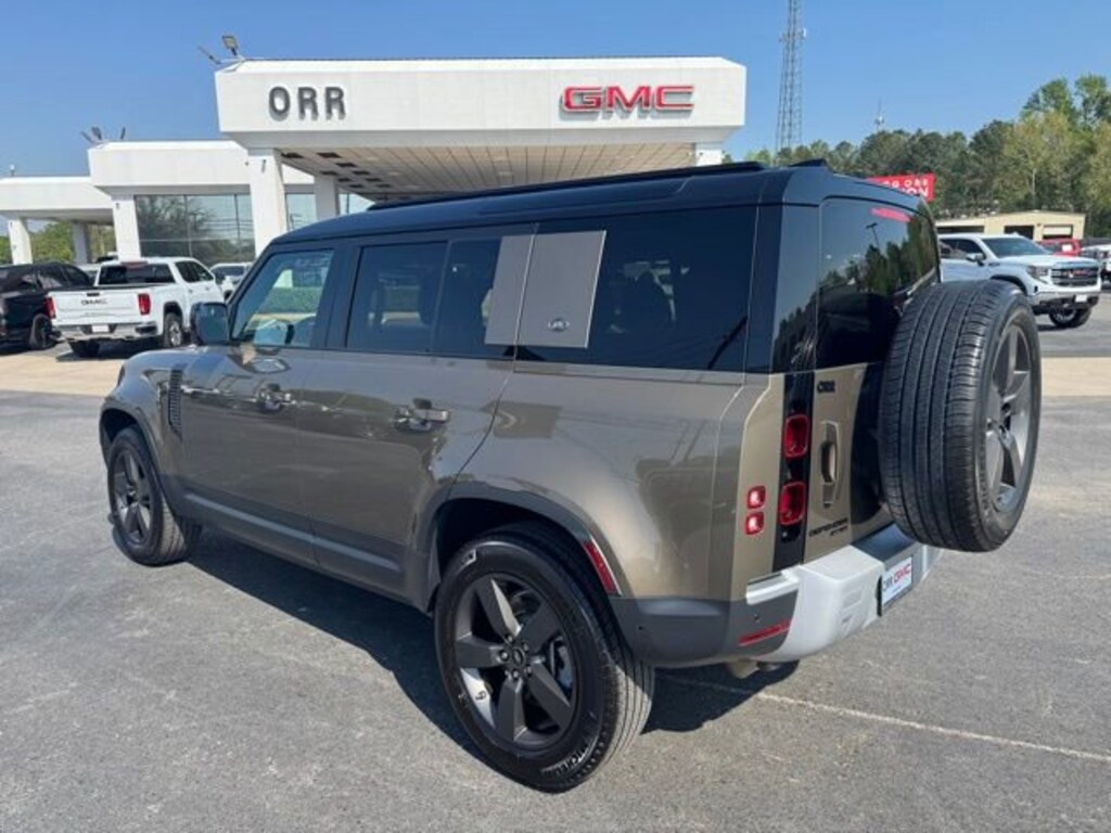 Used 2020 Land Rover Defender SE