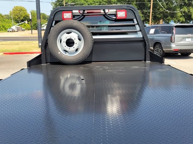 2026 GMC Sierra 3500 Chassis Cab Pro - Photo 9