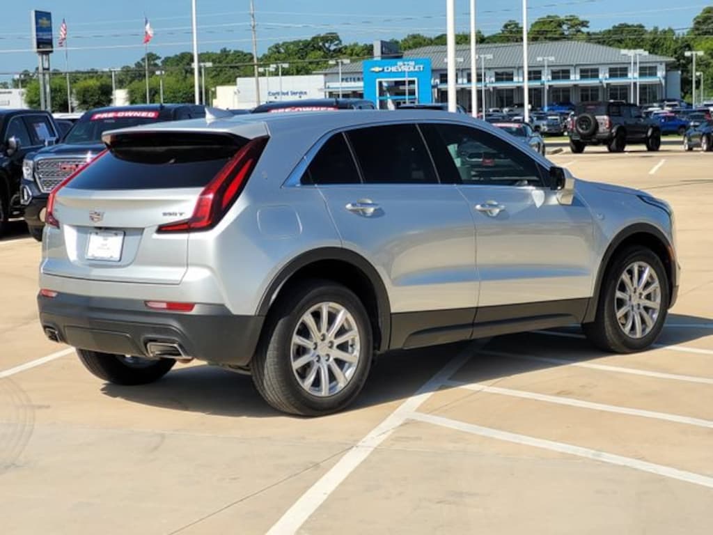 Used 2021 CADILLAC XT4 FWD Luxury SUV