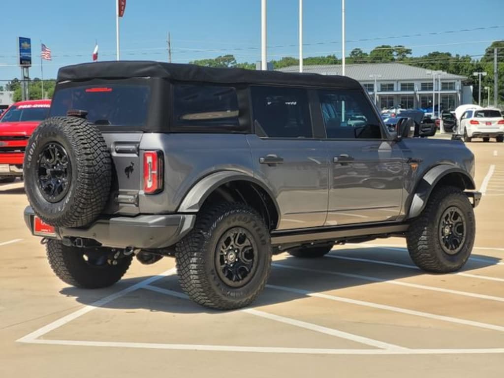 Used 2021 Ford Bronco Base