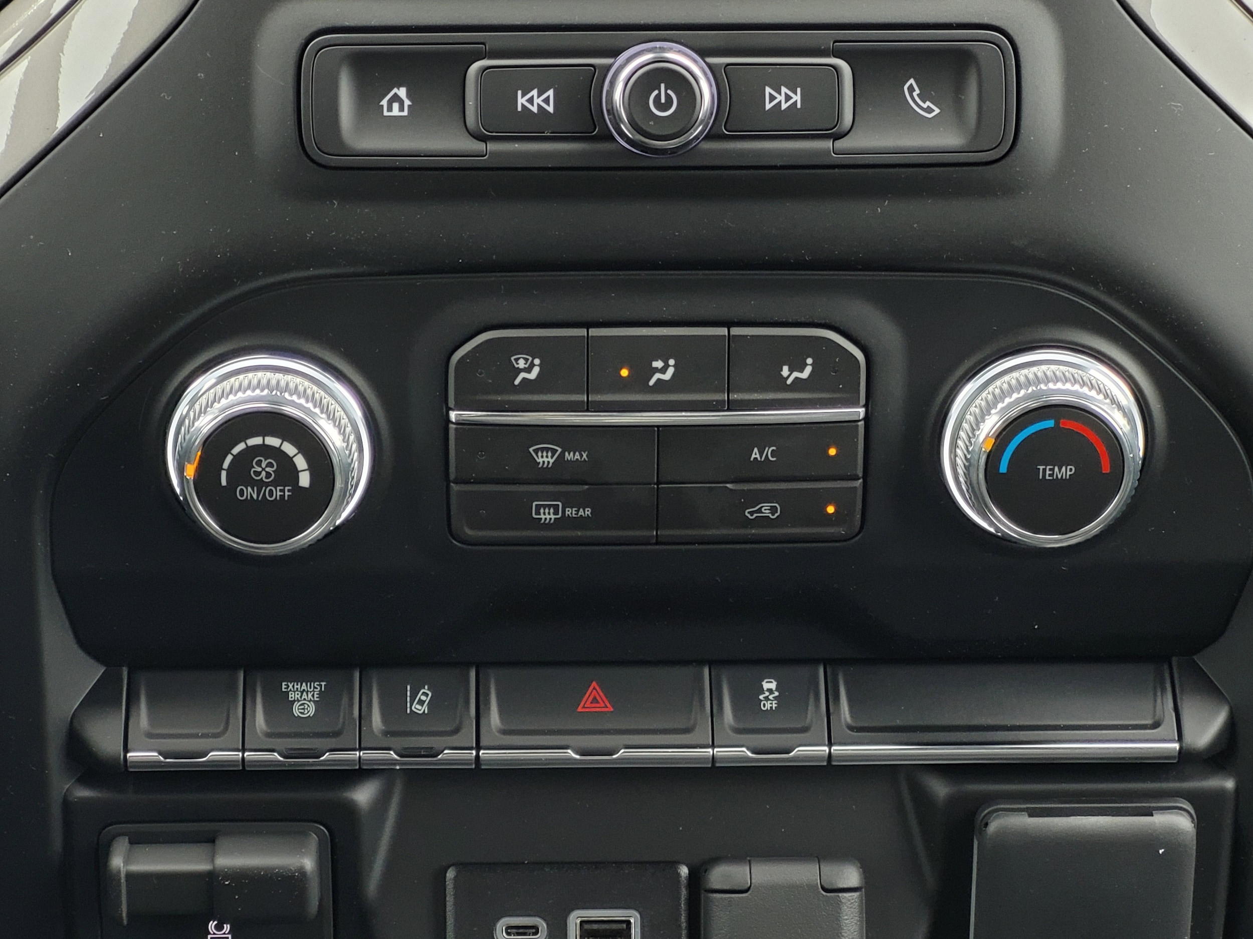 2026 GMC Sierra 3500HD Pro - Photo 15
